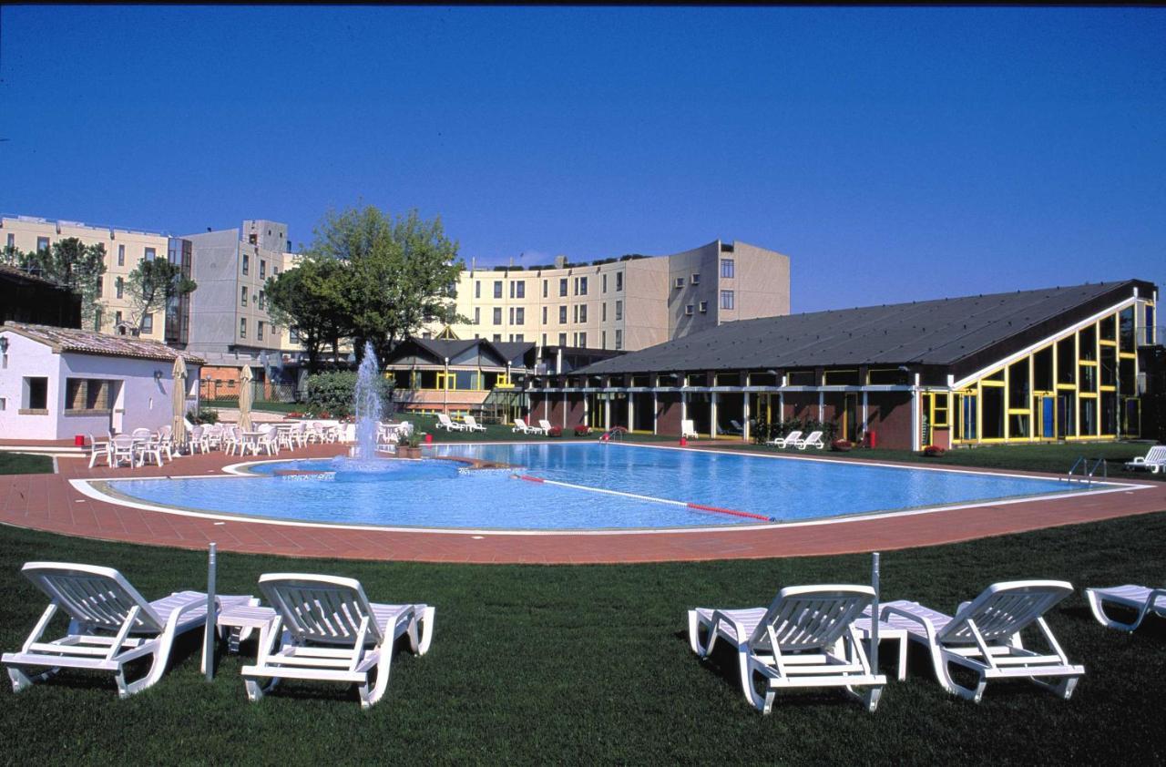 Hotel Federico II Iesi Luaran gambar