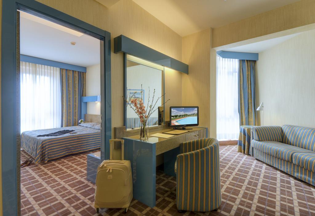 Hotel Federico II Iesi Luaran gambar