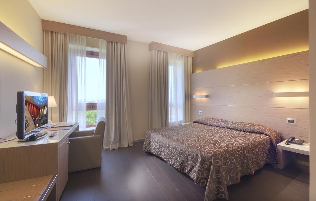 Hotel Federico II Iesi Luaran gambar