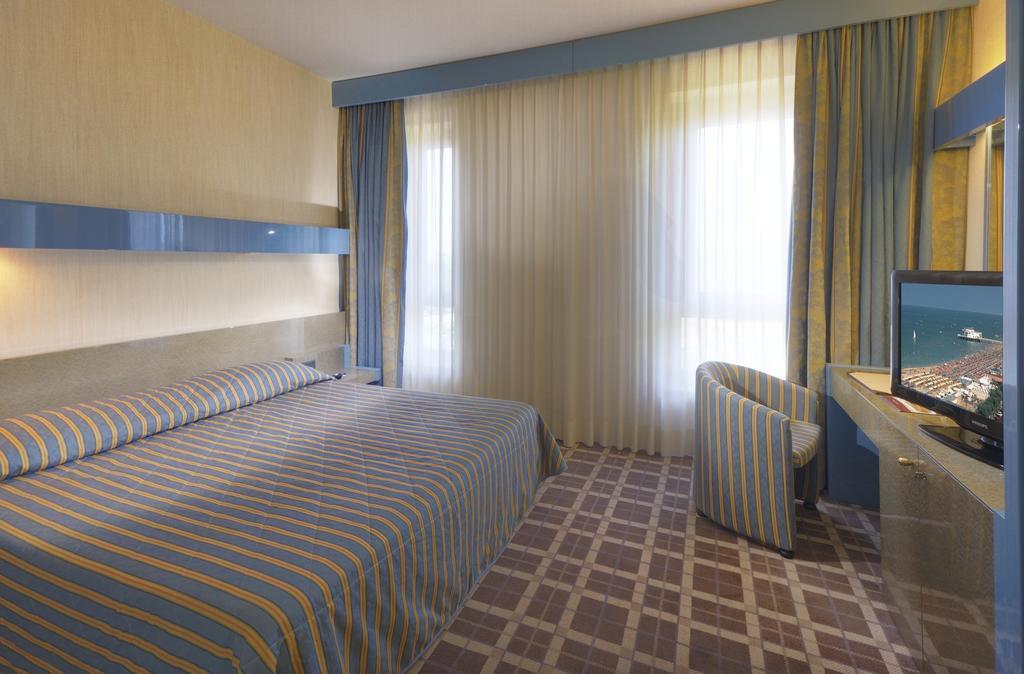 Hotel Federico II Iesi Luaran gambar
