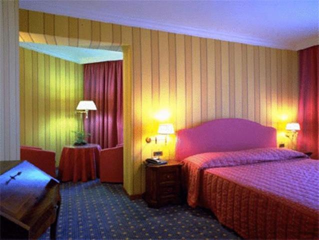 Hotel Federico II Iesi Bilik gambar